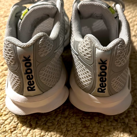 W7 Reebok Runtone - Picture 3 of 6